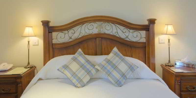 The Wheatsheaf Hotel And Restaurant Swinton  Extérieur photo