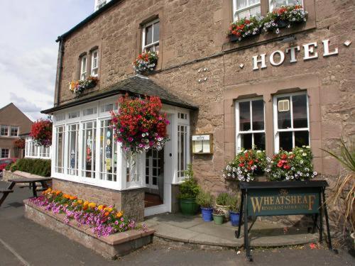 The Wheatsheaf Hotel And Restaurant Swinton  Extérieur photo