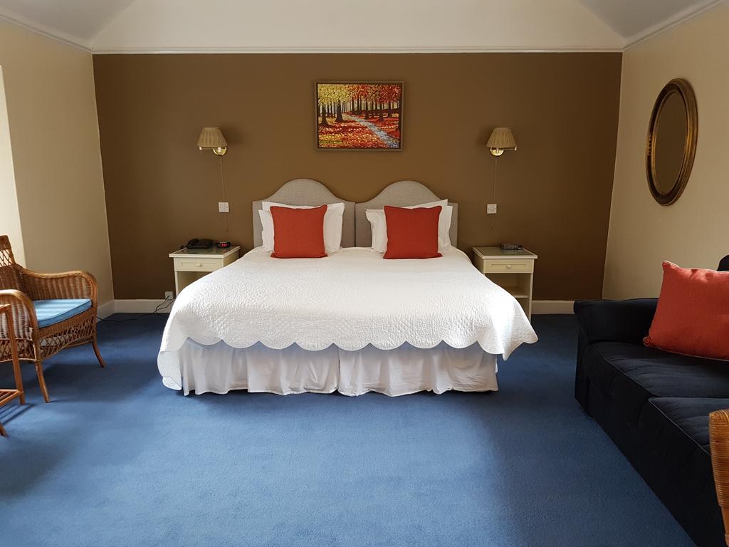 The Wheatsheaf Hotel And Restaurant Swinton  Extérieur photo