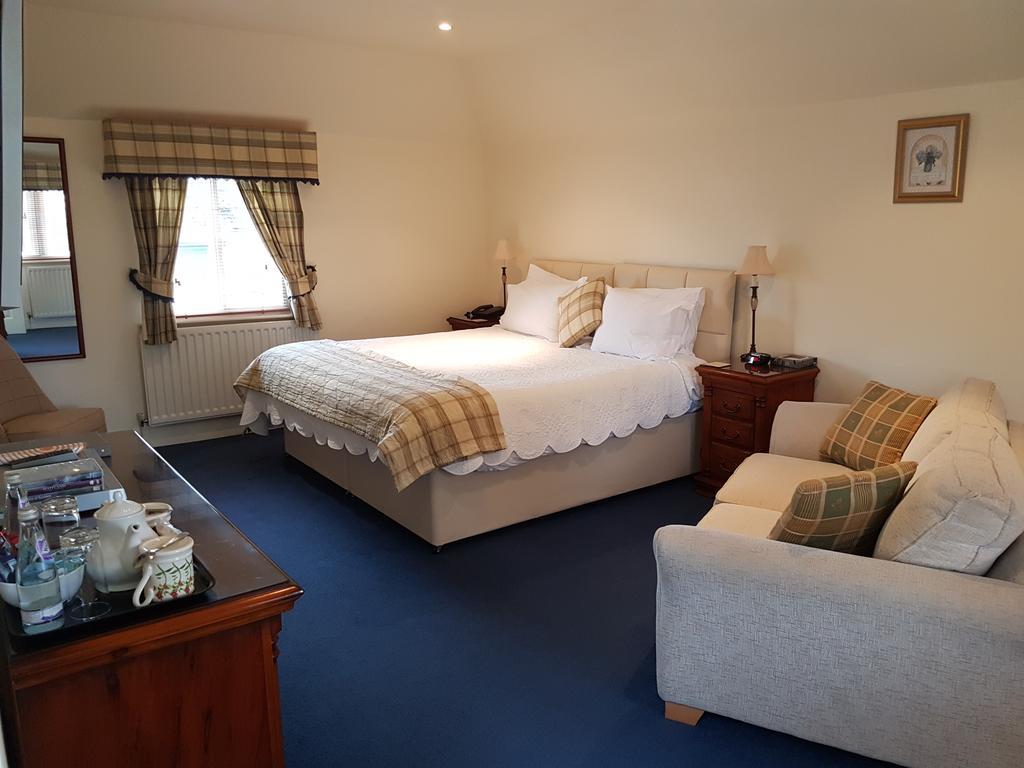 The Wheatsheaf Hotel And Restaurant Swinton  Extérieur photo