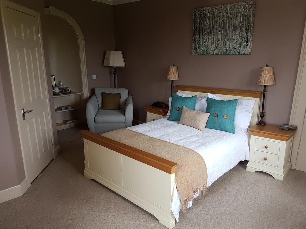 The Wheatsheaf Hotel And Restaurant Swinton  Extérieur photo