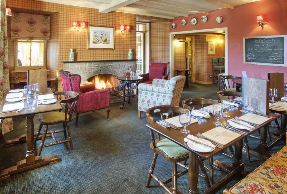 The Wheatsheaf Hotel And Restaurant Swinton  Extérieur photo