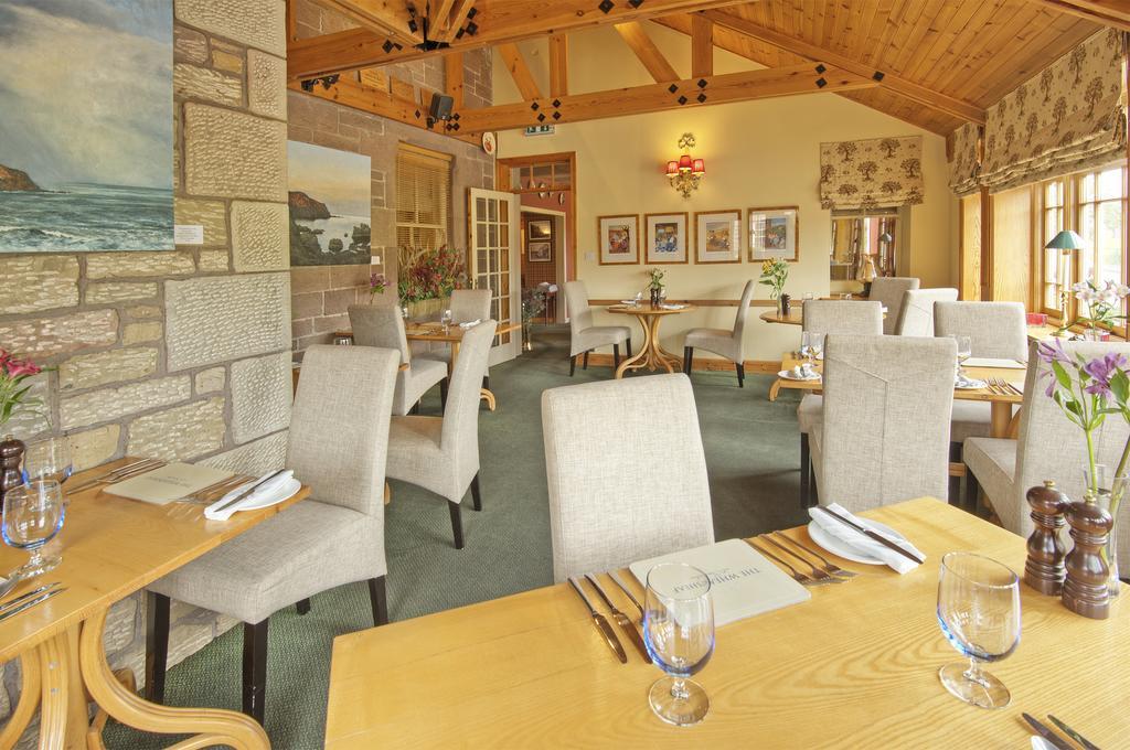 The Wheatsheaf Hotel And Restaurant Swinton  Extérieur photo